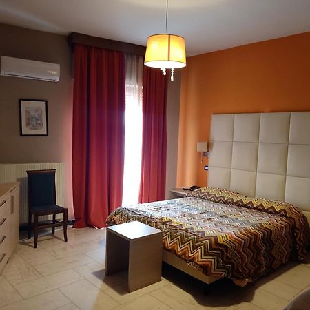 Hotel L'Approdo Brindisi Dış mekan fotoğraf