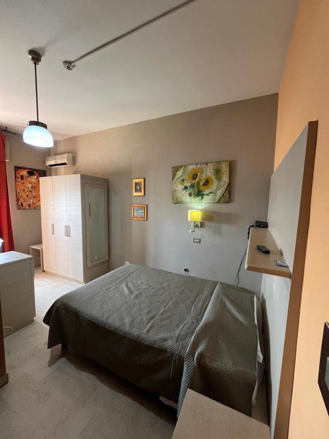 Hotel L'Approdo Brindisi Dış mekan fotoğraf