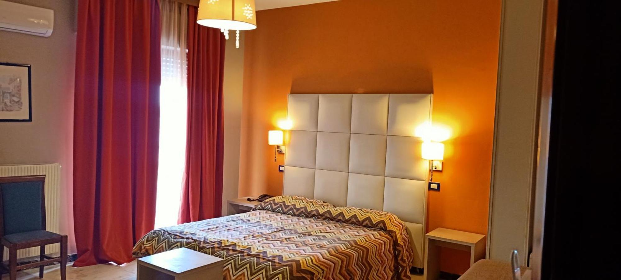 Hotel L'Approdo Brindisi Dış mekan fotoğraf