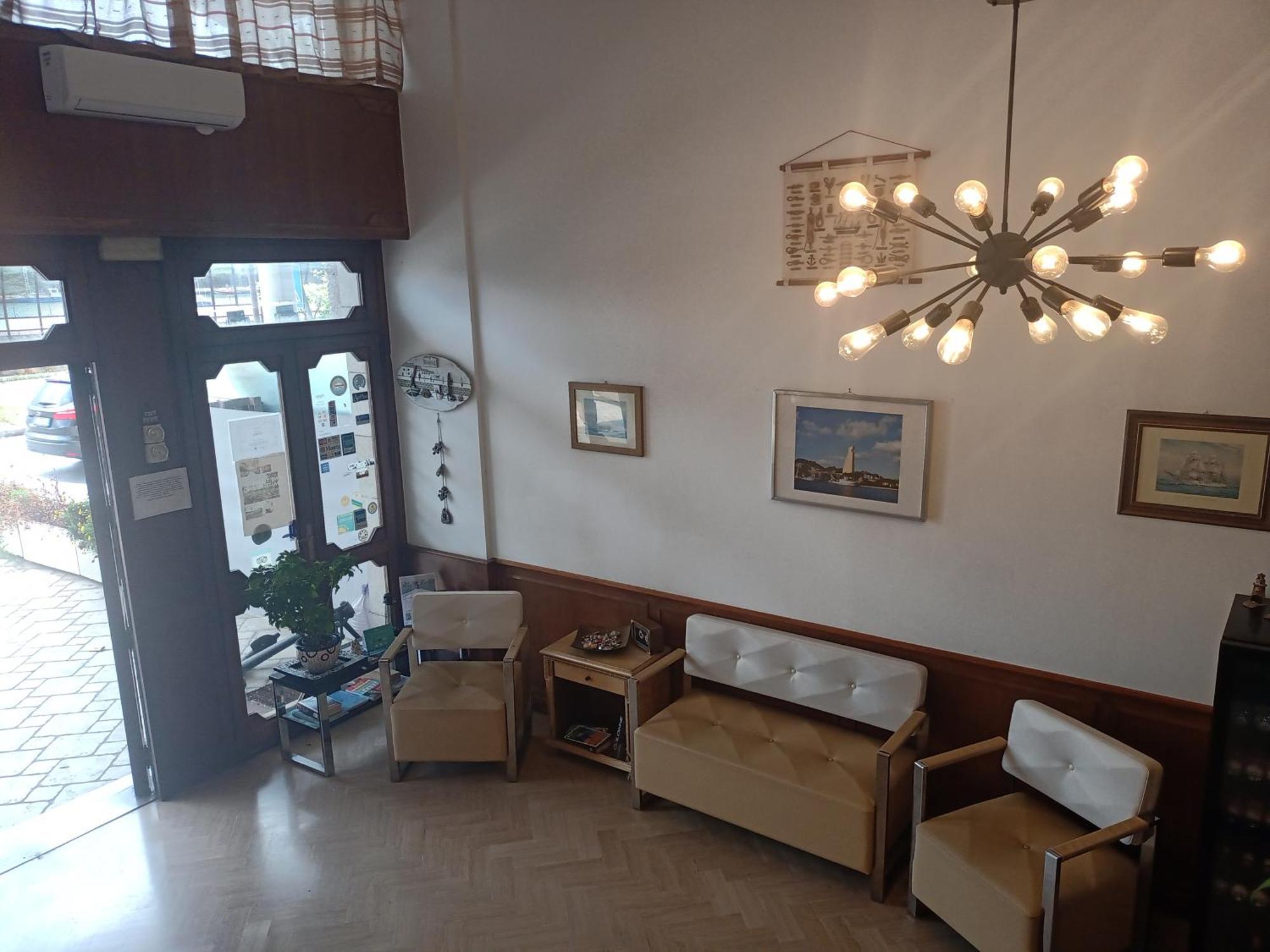 Hotel L'Approdo Brindisi Dış mekan fotoğraf
