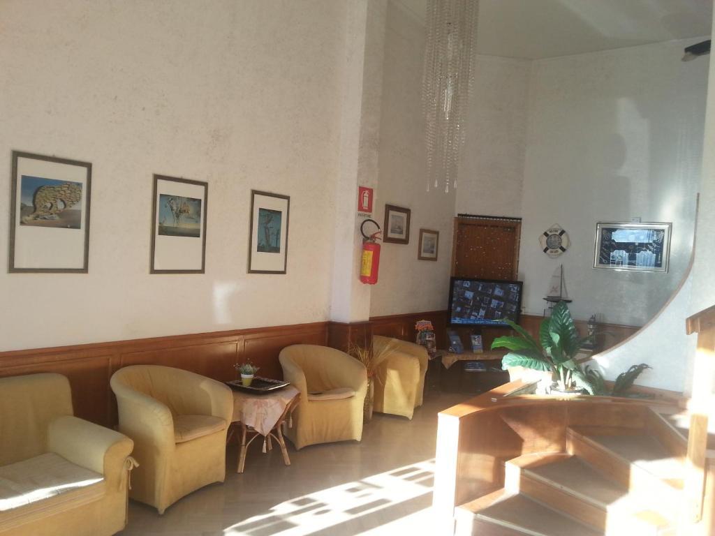 Hotel L'Approdo Brindisi Dış mekan fotoğraf